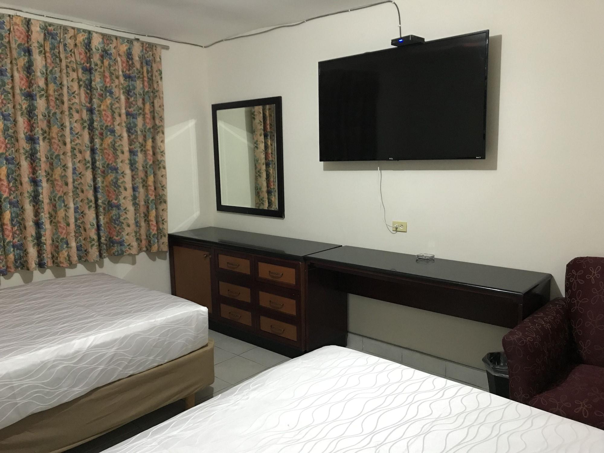 Hotel Guillen Jr تيجوانا المظهر الخارجي الصورة