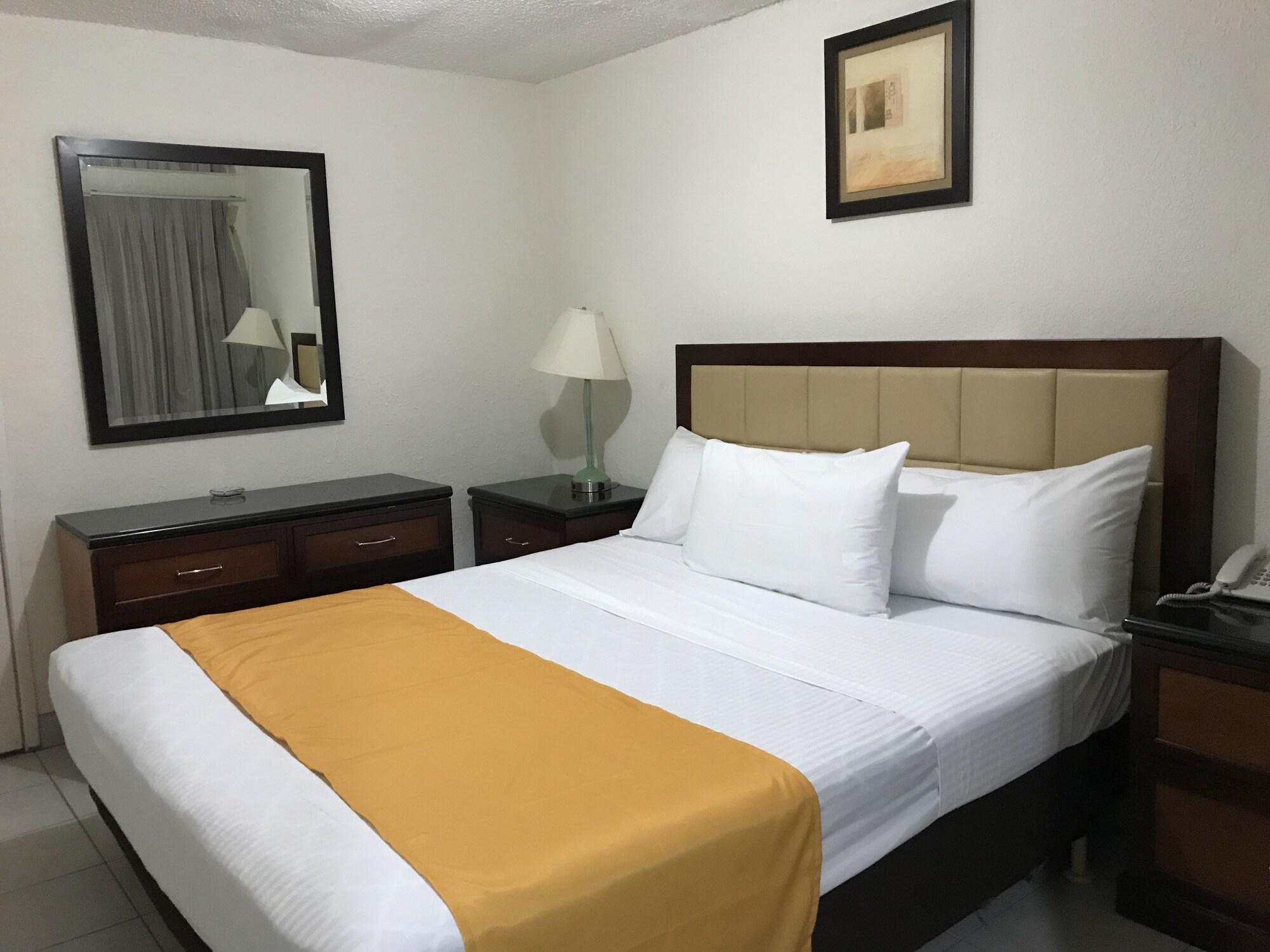 Hotel Guillen Jr تيجوانا المظهر الخارجي الصورة