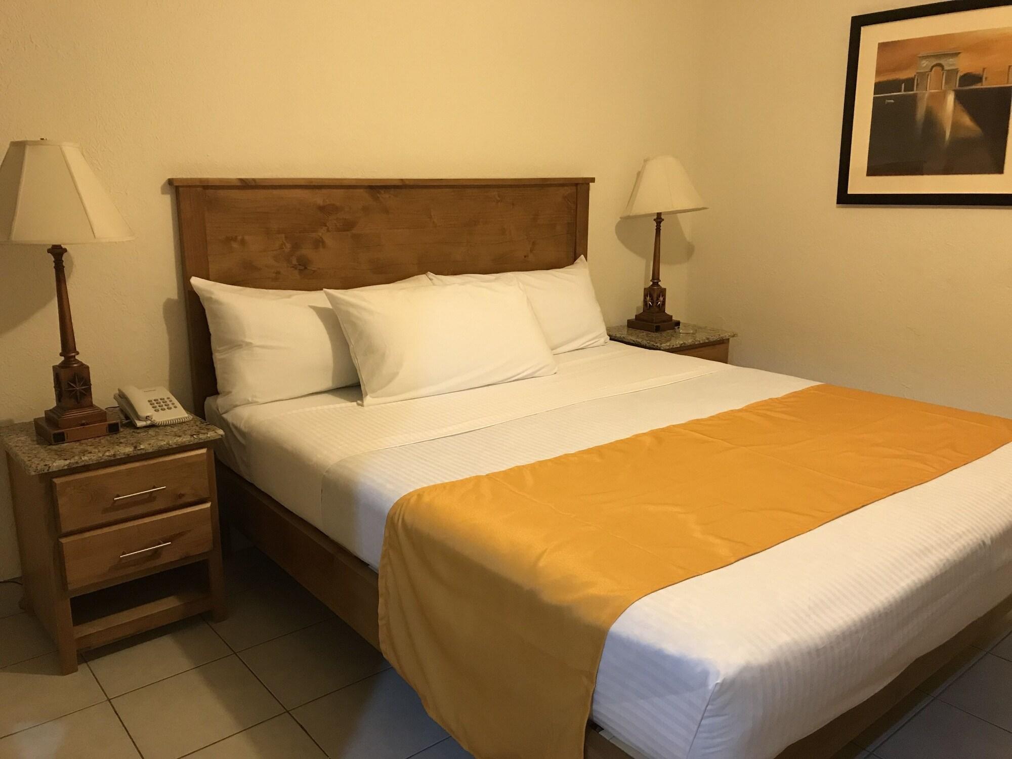 Hotel Guillen Jr تيجوانا المظهر الخارجي الصورة