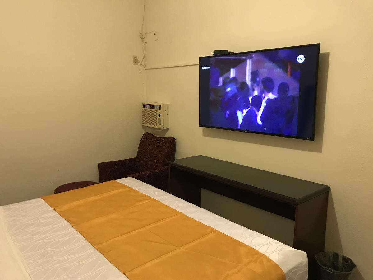 Hotel Guillen Jr تيجوانا المظهر الخارجي الصورة