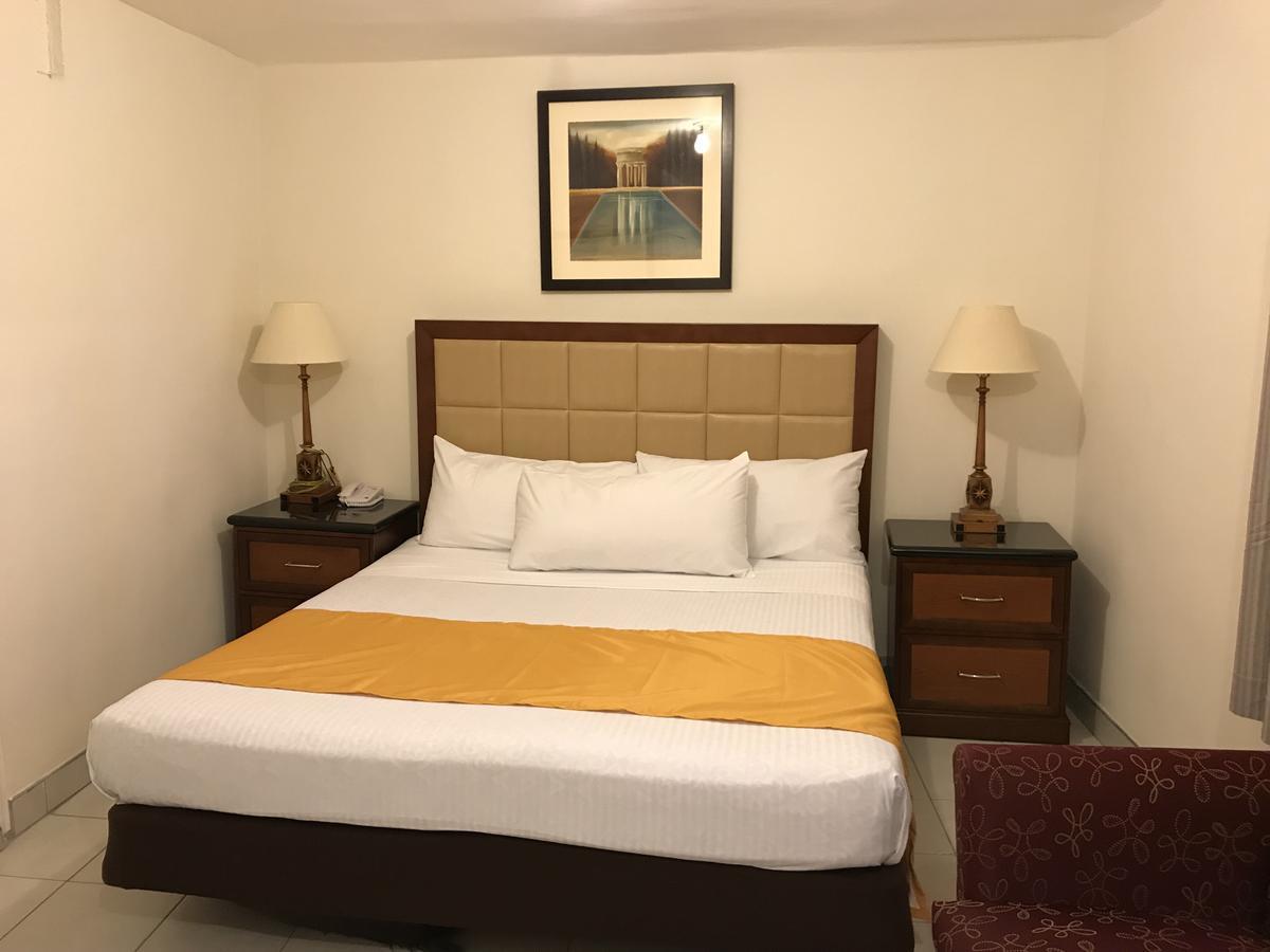 Hotel Guillen Jr تيجوانا المظهر الخارجي الصورة