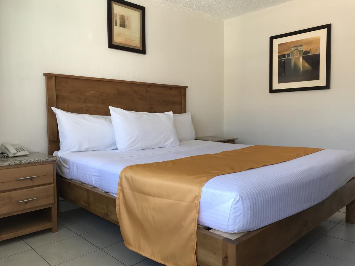 Hotel Guillen Jr تيجوانا المظهر الخارجي الصورة