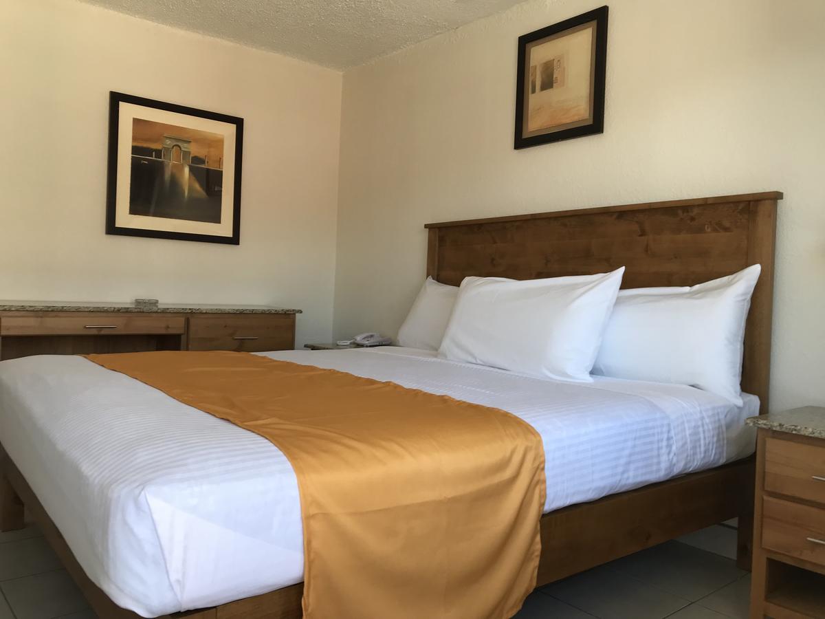 Hotel Guillen Jr تيجوانا المظهر الخارجي الصورة