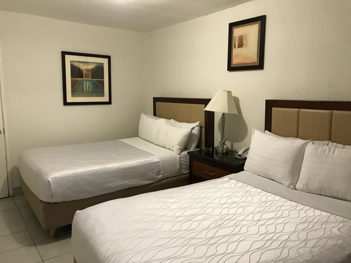 Hotel Guillen Jr تيجوانا المظهر الخارجي الصورة